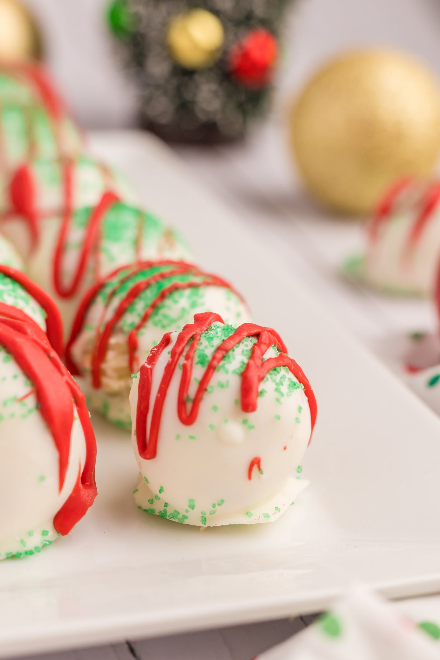 Christmas Tree Cake Balls Set 2