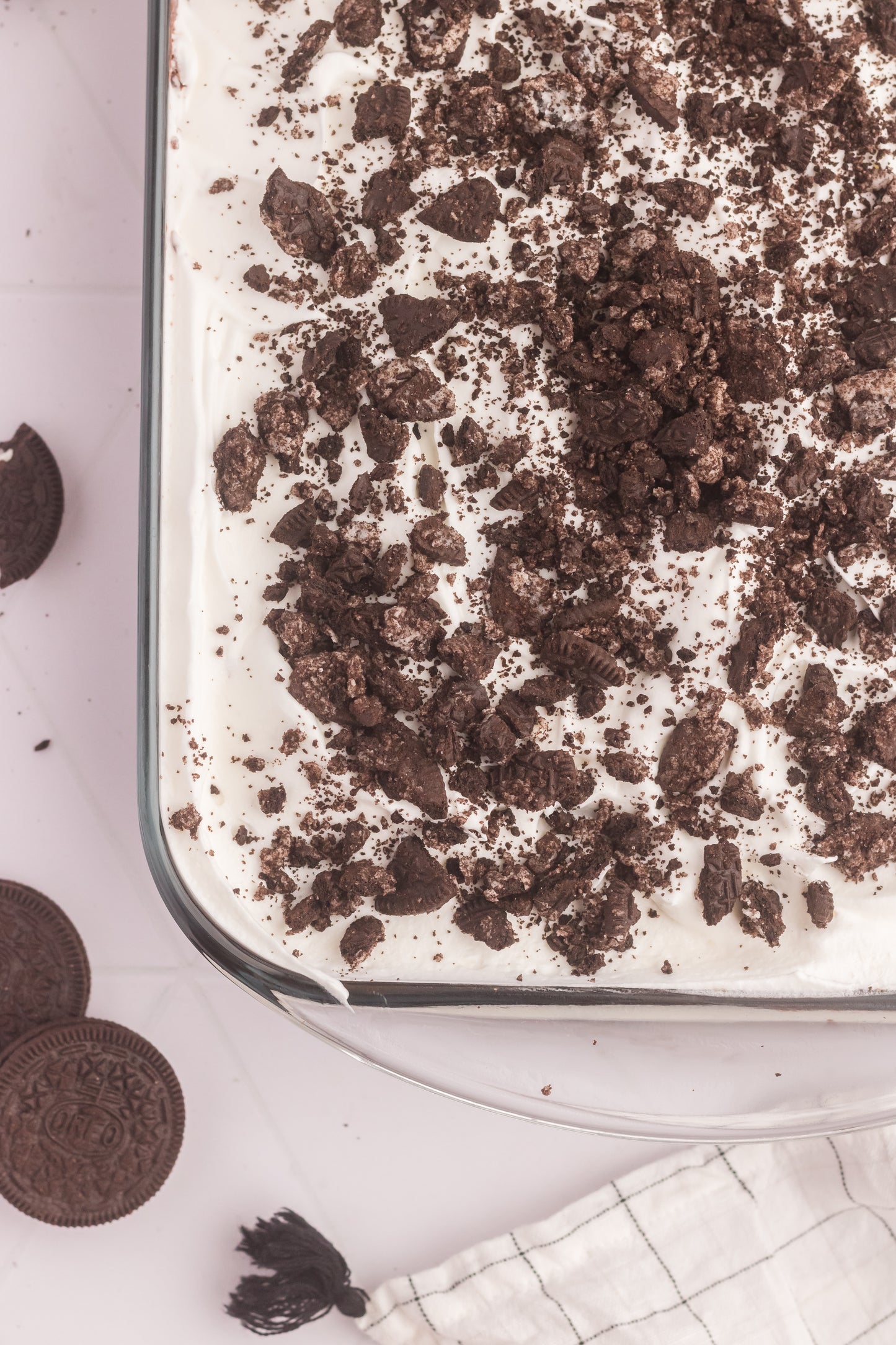 Oreo Poke Cake Set 1
