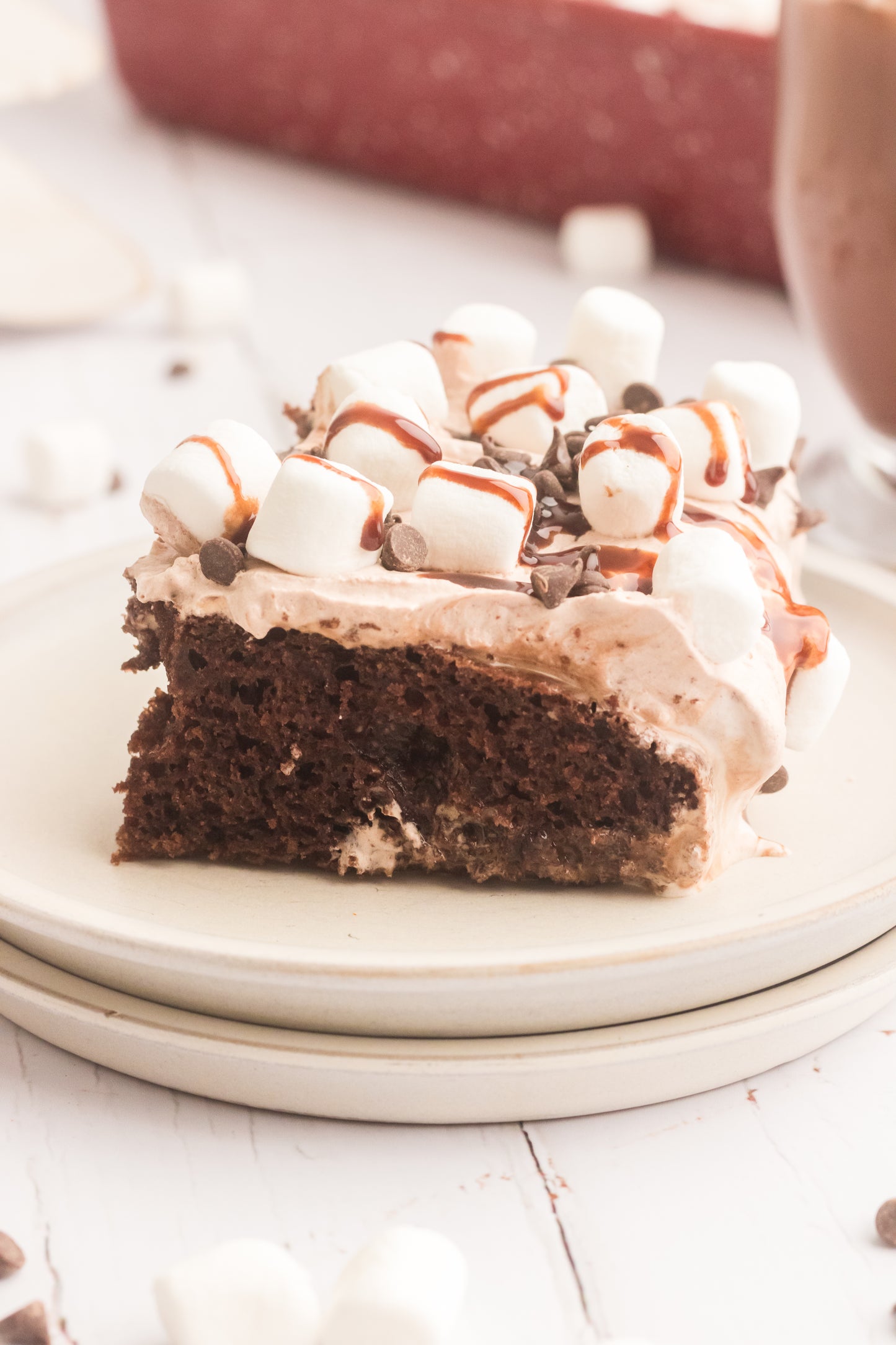 Hot Chocolate Poke Cake Set 2