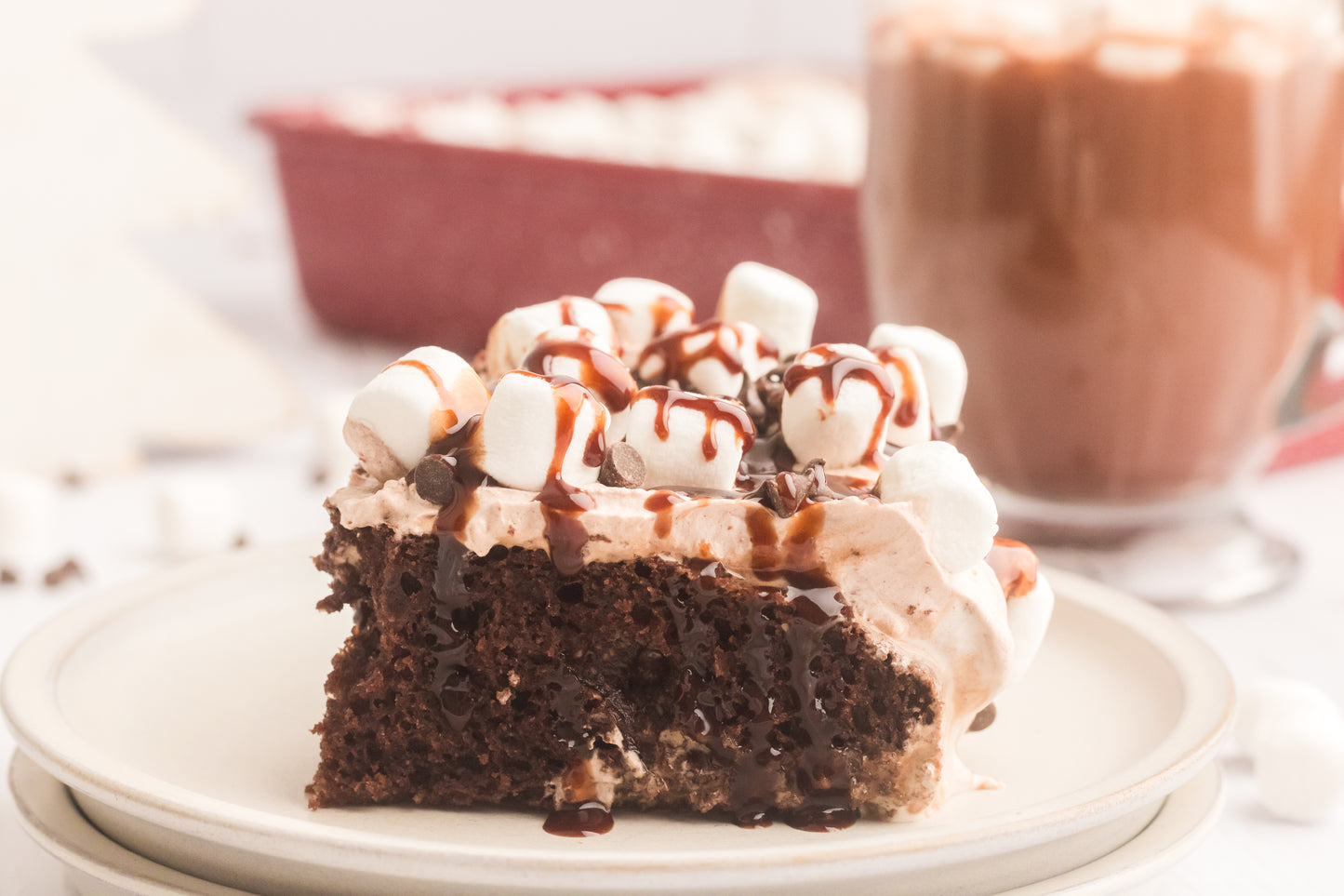 Hot Chocolate Poke Cake Set 2